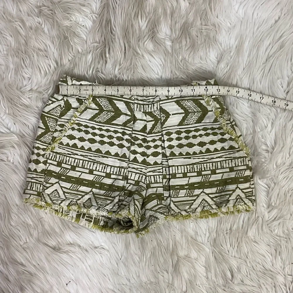ZARA Trafaluc Y2K green ivory Aztec tapestry fringe shorts XS